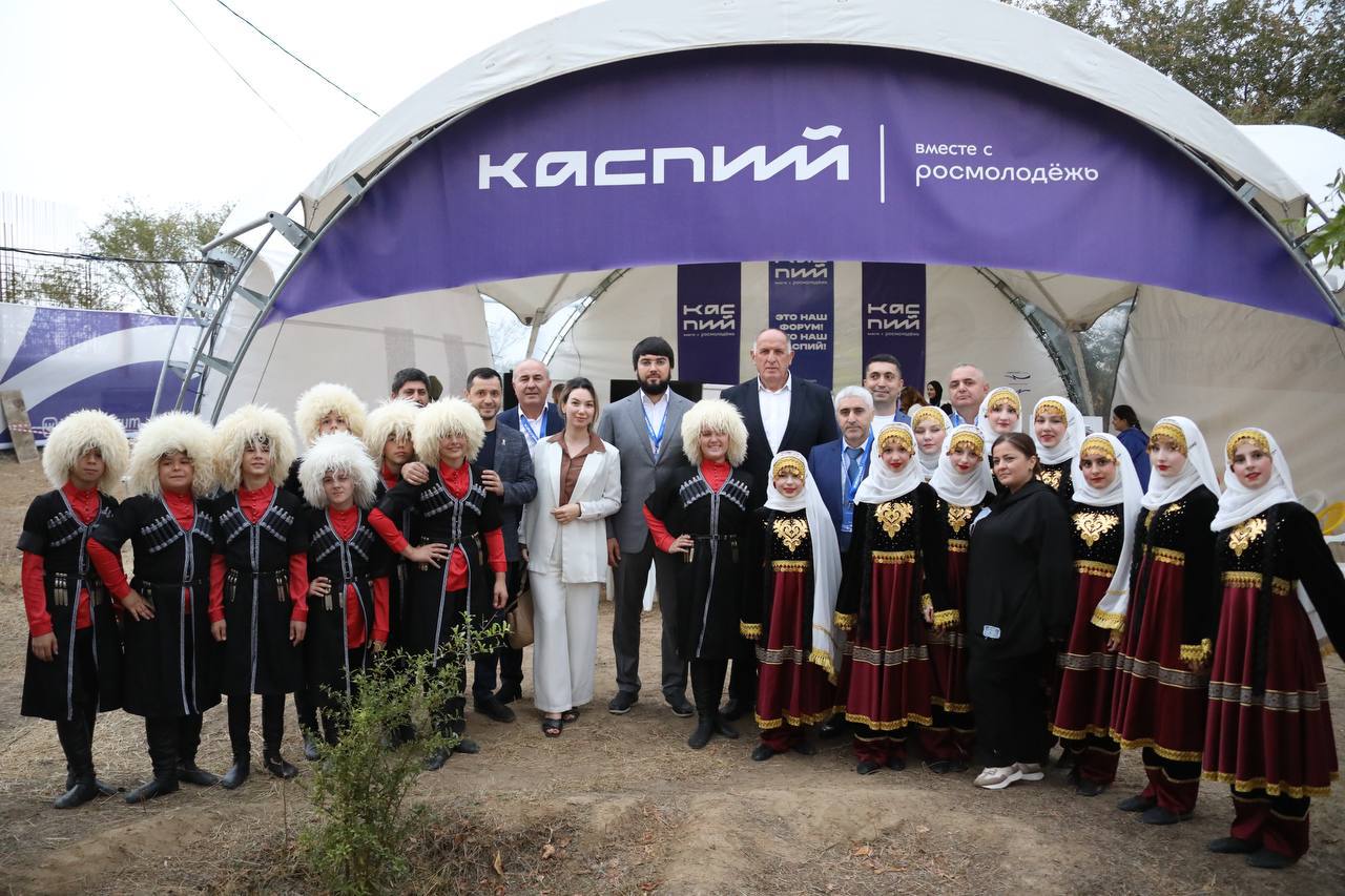 Абдулмуслим Абдулмуслимов дал старт молодежному образовательному форуму «Каспий-2024»